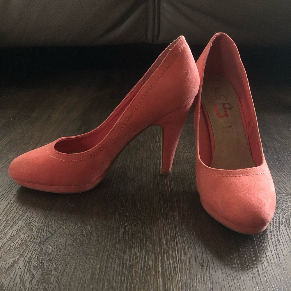 Cute coral heels